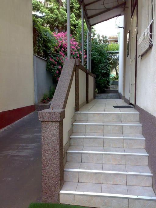 Near Downtown But In A Quiet Area Apartment Sarajevo